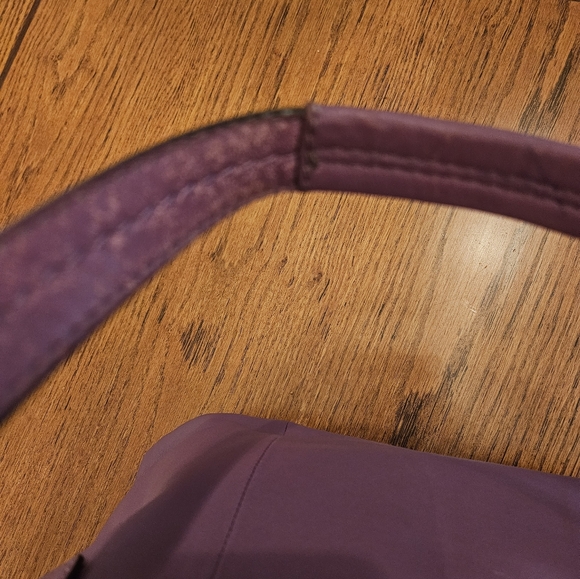 Coach Soho Berry Purple Leather Shoulder Bag w/ Double Handles & Bottom Studs - Picture 10 of 16